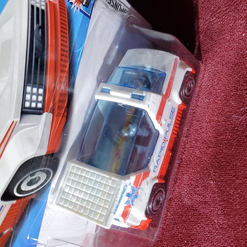 Hot Wheels - Picture 8 of 8